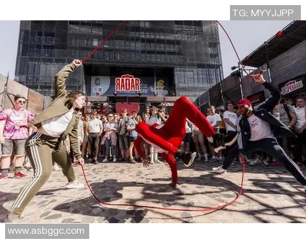 南京极限运动嘉年华街舞队耐力表现精彩点评与分析